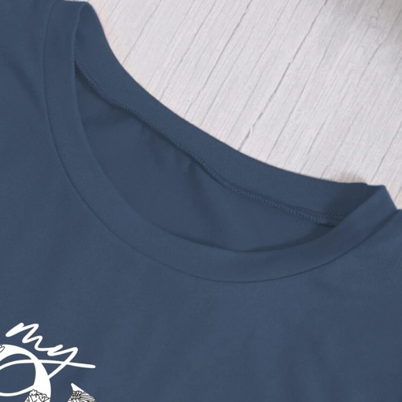 My Hope Is In Him Short Sleeve Shirt - NEW - Picture 3 of 3